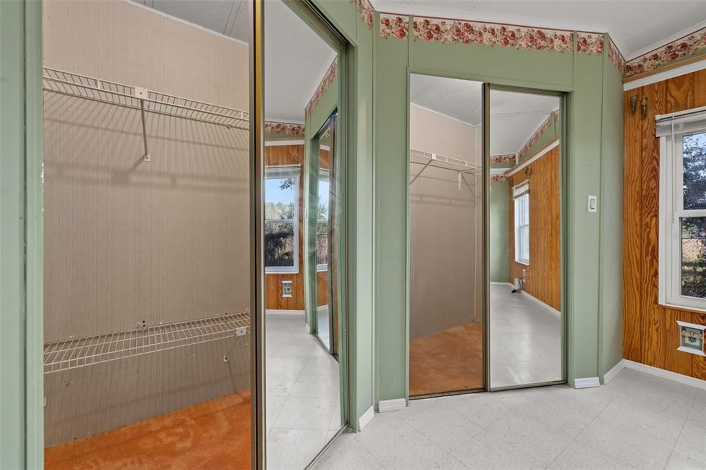 En Venta: $145,000 (2 camas, 2 baños, 1616 Pies cuadrados)