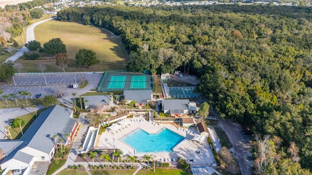 En Venta: $145,000 (2 camas, 2 baños, 1616 Pies cuadrados)