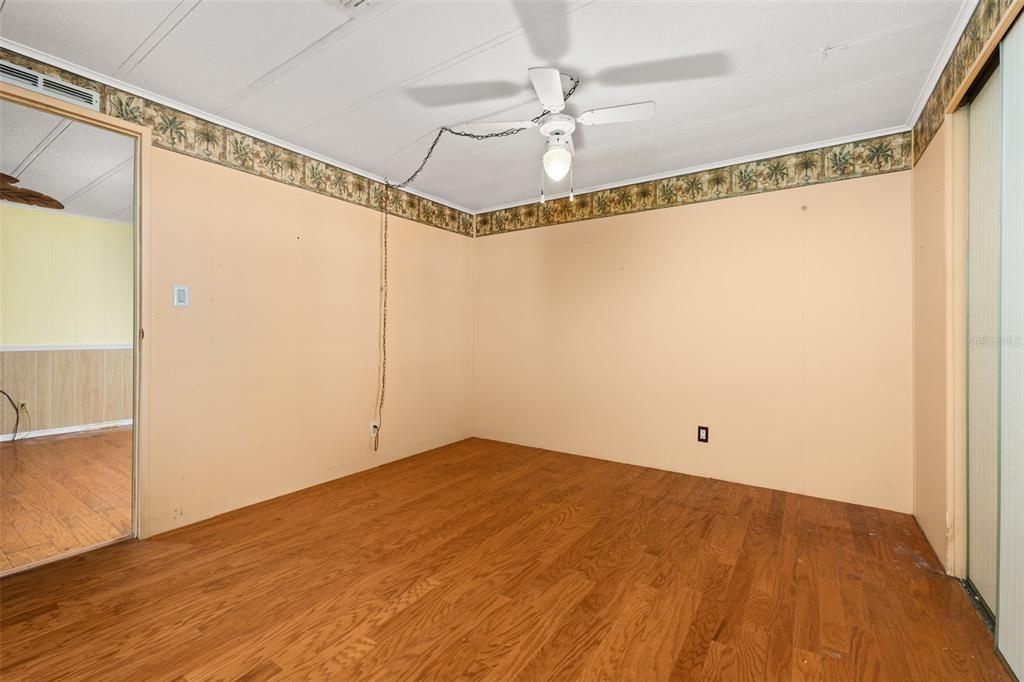 En Venta: $145,000 (2 camas, 2 baños, 1616 Pies cuadrados)