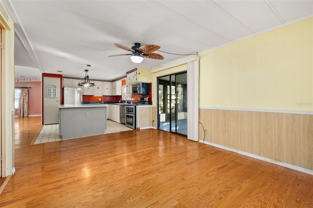 En Venta: $145,000 (2 camas, 2 baños, 1616 Pies cuadrados)