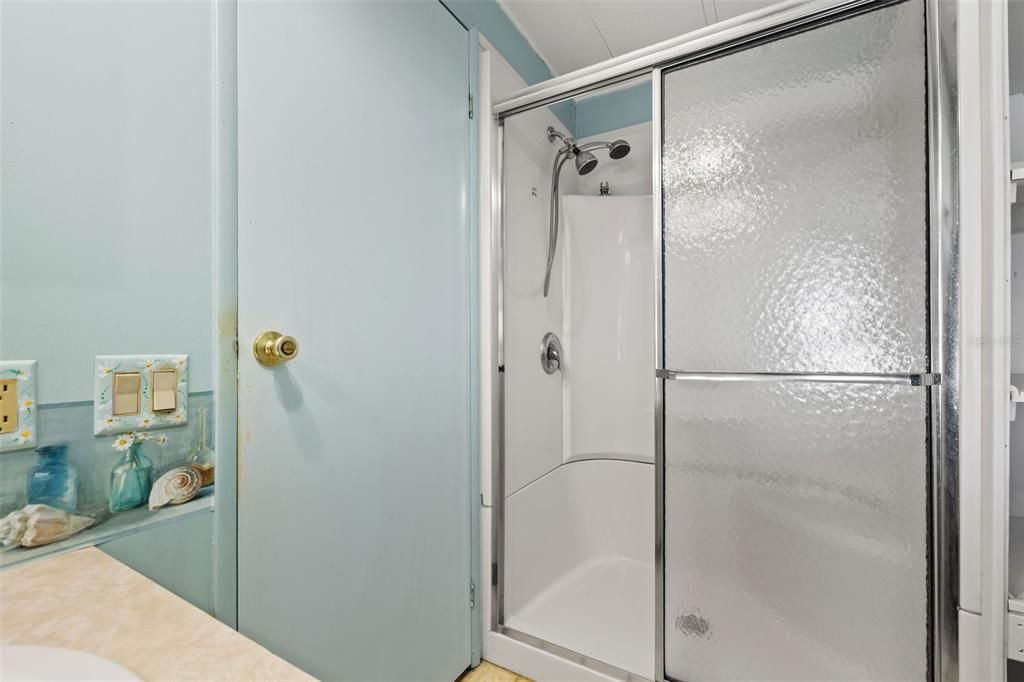 En Venta: $145,000 (2 camas, 2 baños, 1616 Pies cuadrados)