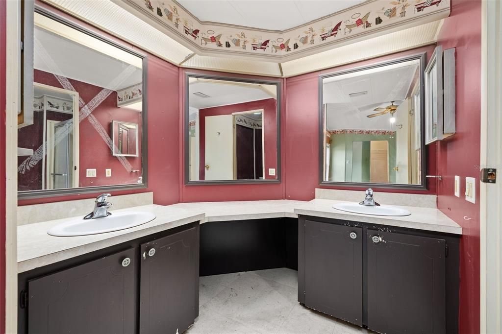 En Venta: $145,000 (2 camas, 2 baños, 1616 Pies cuadrados)