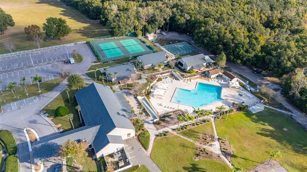 En Venta: $145,000 (2 camas, 2 baños, 1616 Pies cuadrados)