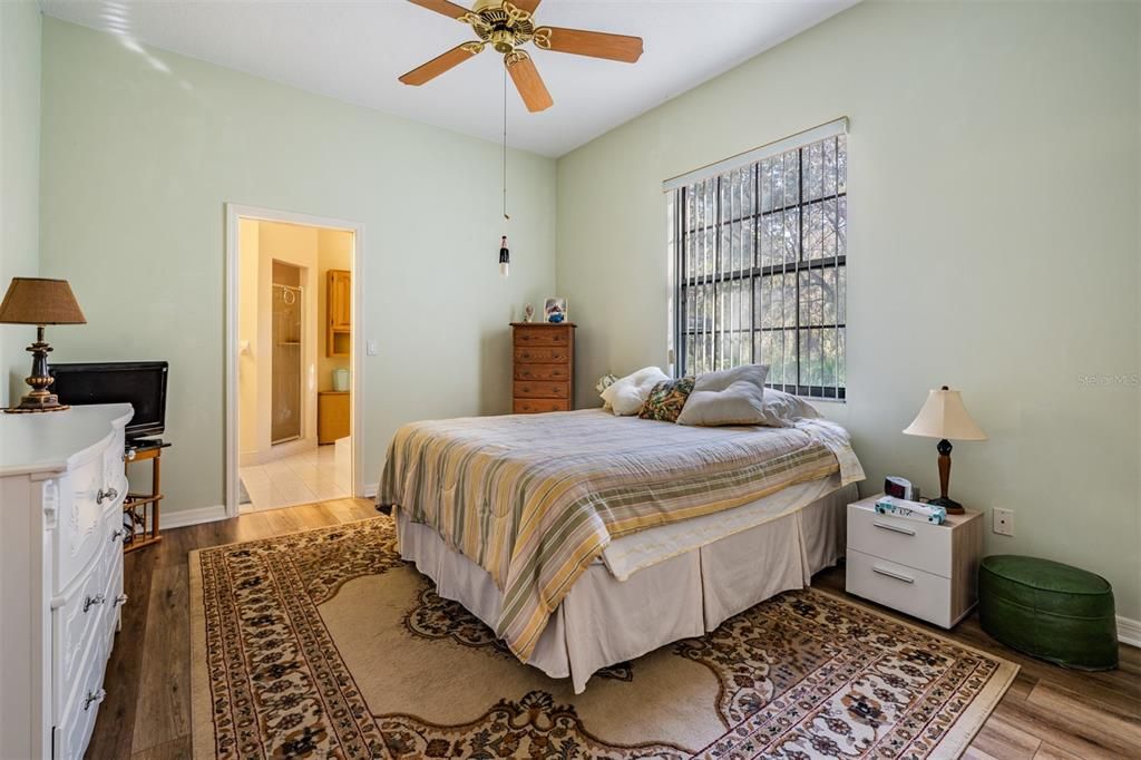 For Sale: $815,000 (4 beds, 3 baths, 2993 Square Feet)