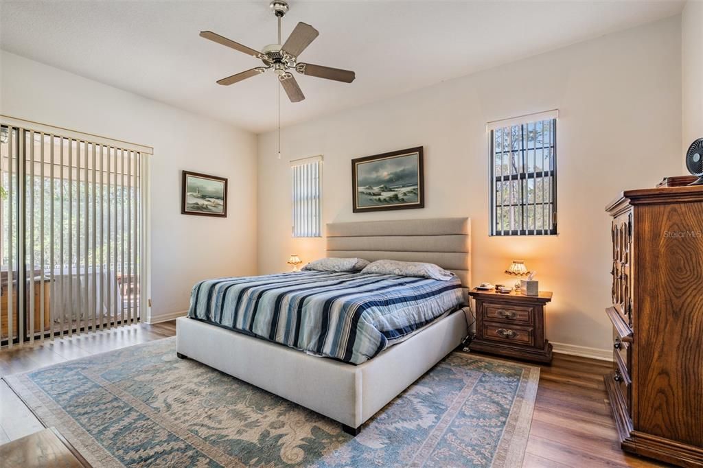 For Sale: $815,000 (4 beds, 3 baths, 2993 Square Feet)