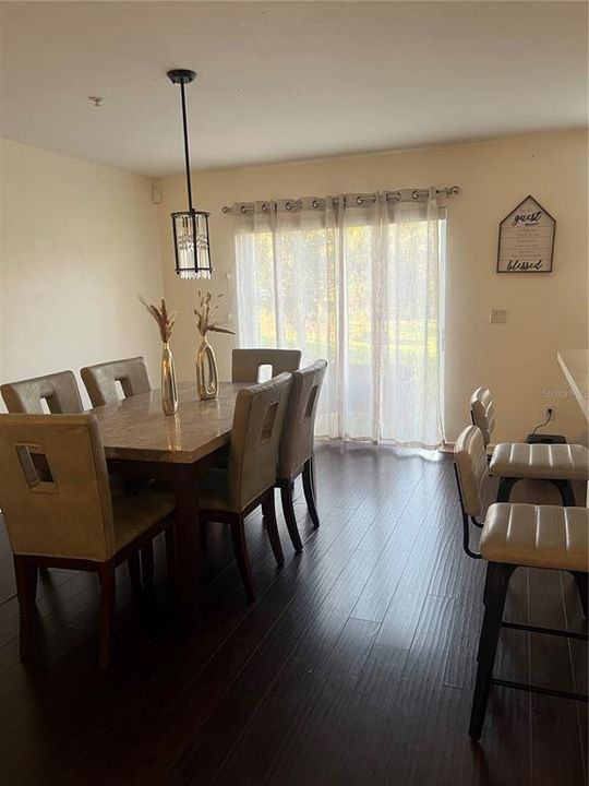 待售: $326,000 (3 贝兹, 2 浴室, 1914 平方英尺)