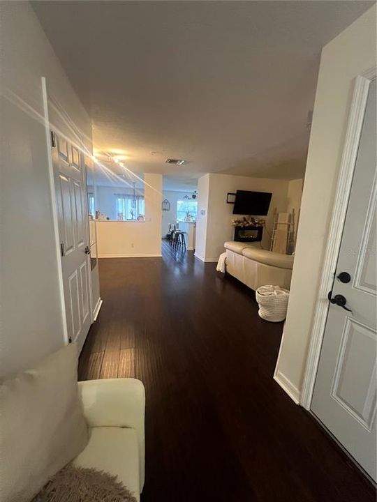 待售: $326,000 (3 贝兹, 2 浴室, 1914 平方英尺)