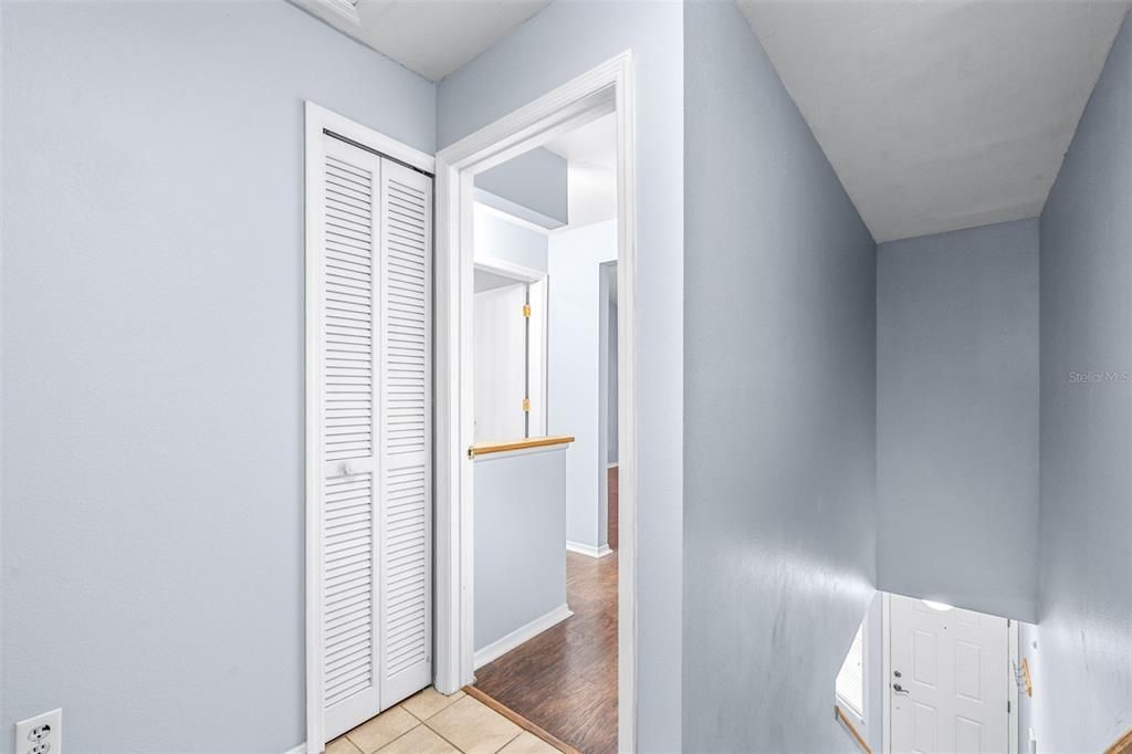 待售: $219,000 (2 贝兹, 2 浴室, 1185 平方英尺)