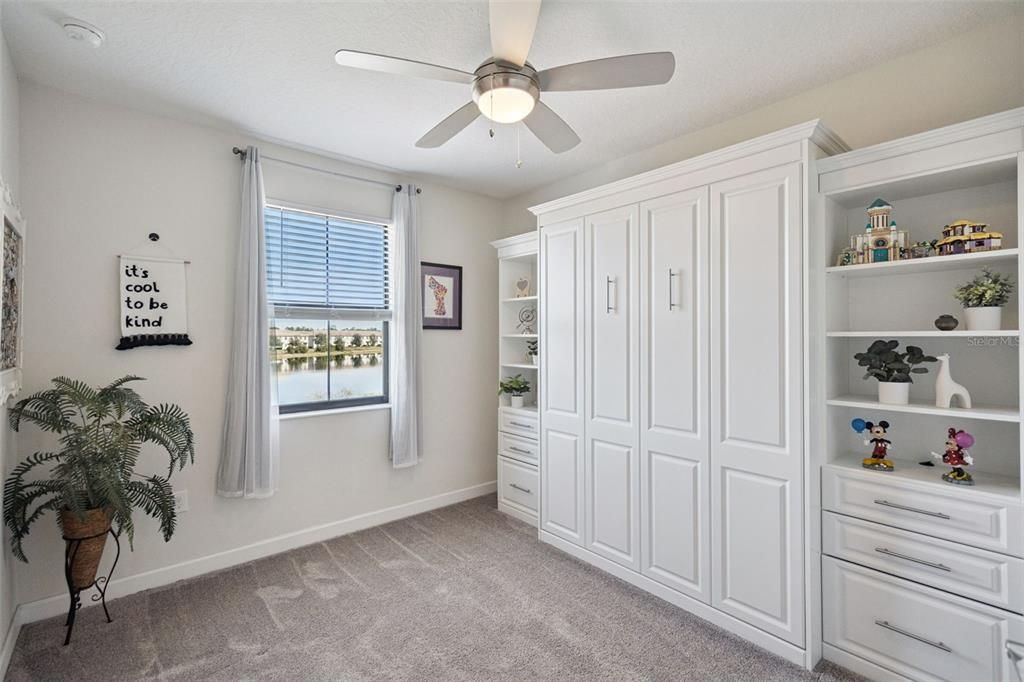 На продажу: $319,900 (3 спален, 2 ванн, 1881 Квадратных фут)