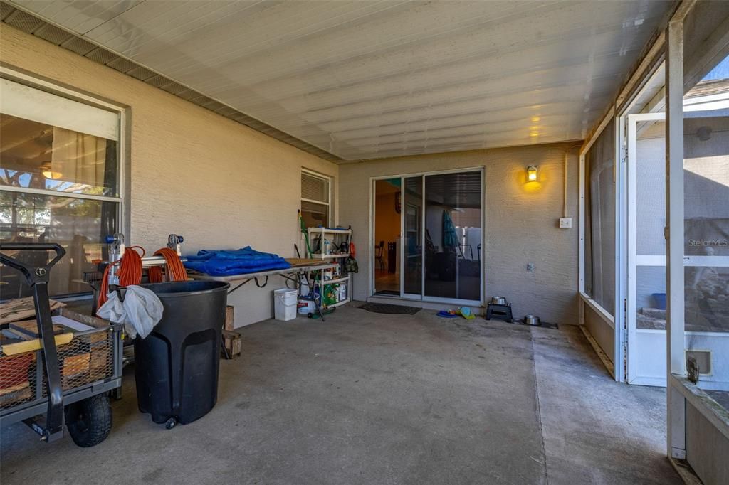 En Venta: $375,000 (3 camas, 2 baños, 1800 Pies cuadrados)