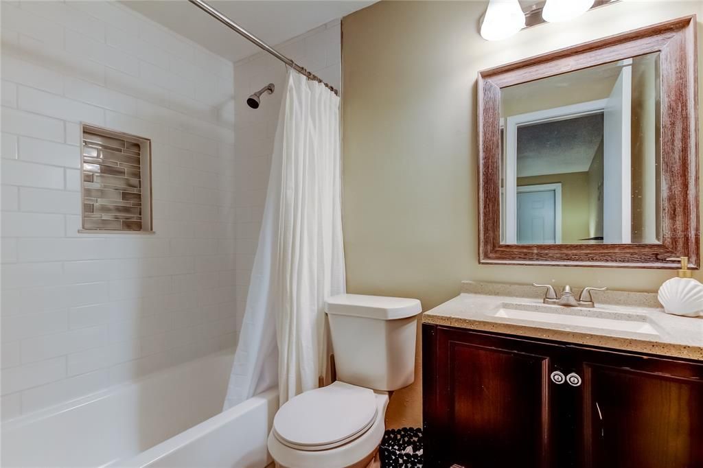 В аренду: $2,600 (3 спален, 2 ванн, 1262 Квадратных фут)