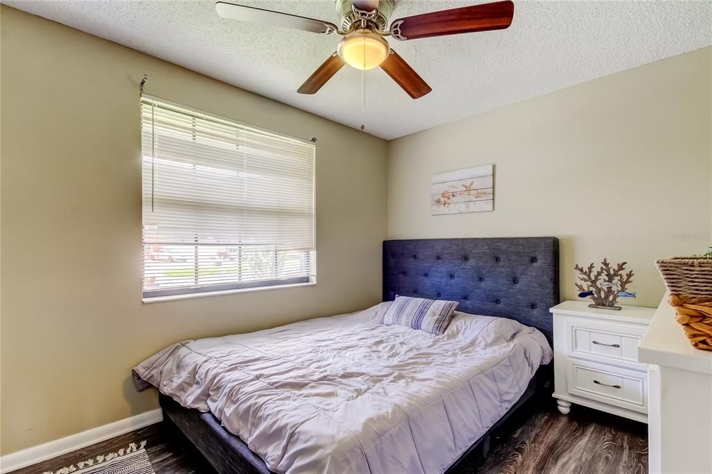 В аренду: $2,600 (3 спален, 2 ванн, 1262 Квадратных фут)