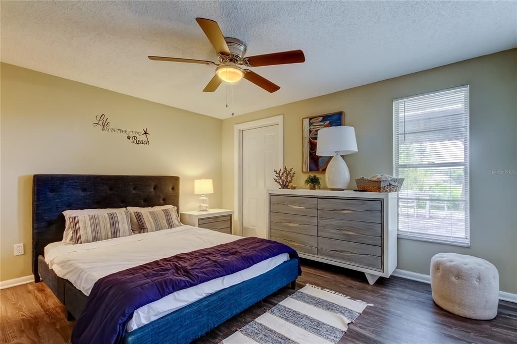 В аренду: $2,600 (3 спален, 2 ванн, 1262 Квадратных фут)