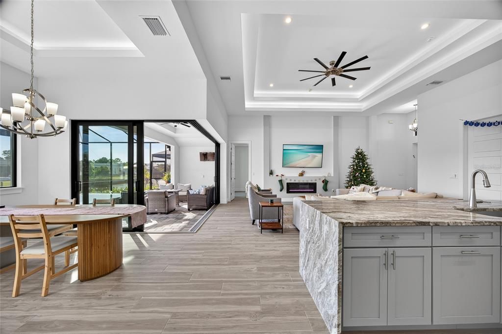 En Venta: $825,000 (3 camas, 2 baños, 2178 Pies cuadrados)