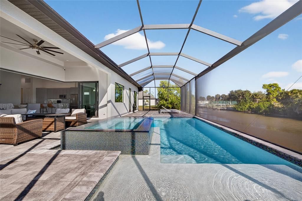 En Venta: $825,000 (3 camas, 2 baños, 2178 Pies cuadrados)