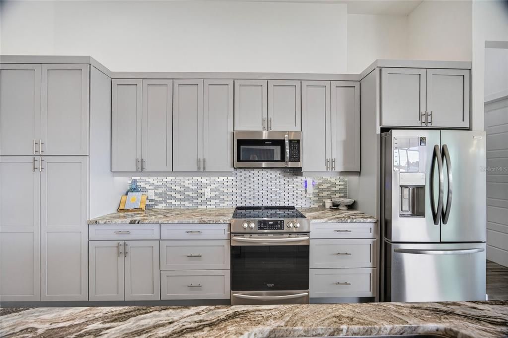 En Venta: $825,000 (3 camas, 2 baños, 2178 Pies cuadrados)