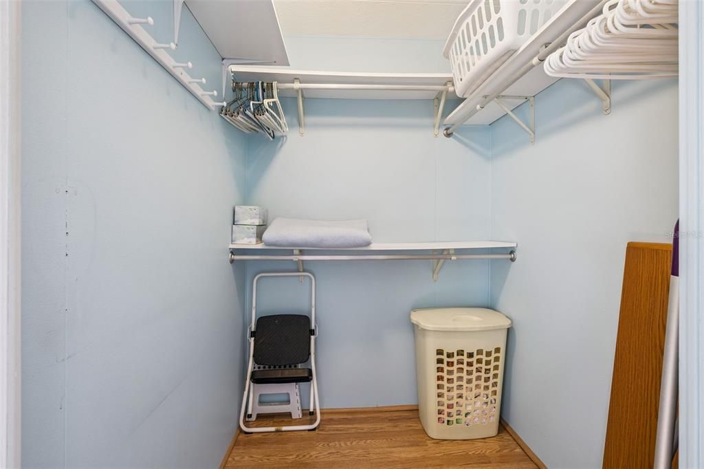 待售: $125,000 (2 贝兹, 2 浴室, 1168 平方英尺)