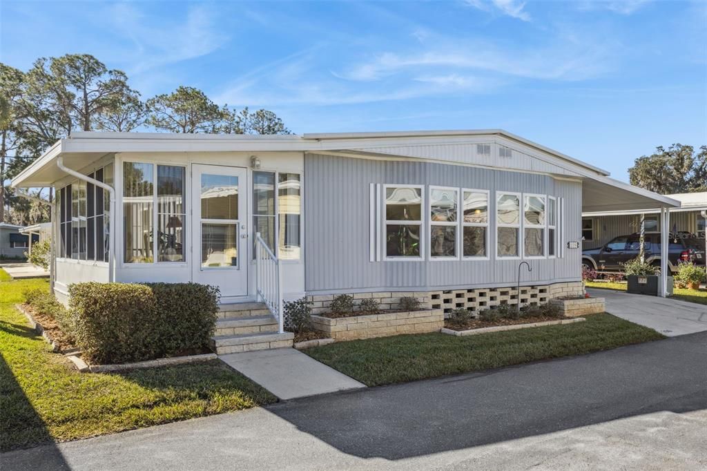 待售: $125,000 (2 贝兹, 2 浴室, 1168 平方英尺)