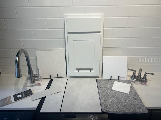 For Sale: $399,950 (4 beds, 3 baths, 2070 Square Feet)