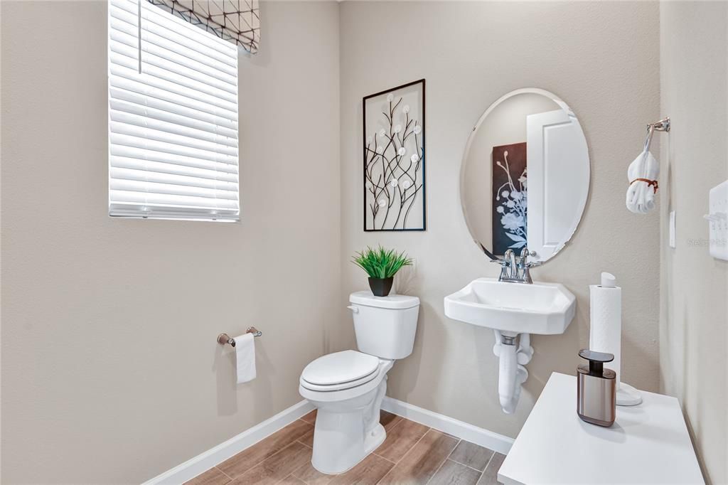 For Sale: $399,950 (4 beds, 3 baths, 2070 Square Feet)