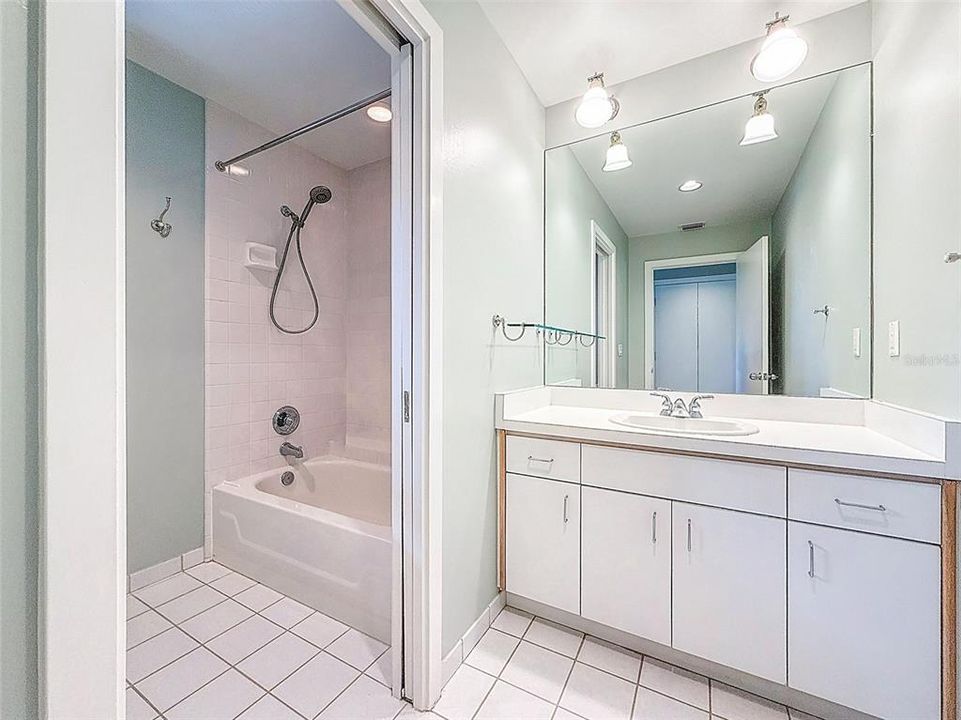 For Rent: $6,200 (4 beds, 3 baths, 3091 Square Feet)