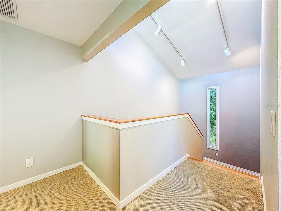 For Rent: $6,200 (4 beds, 3 baths, 3091 Square Feet)