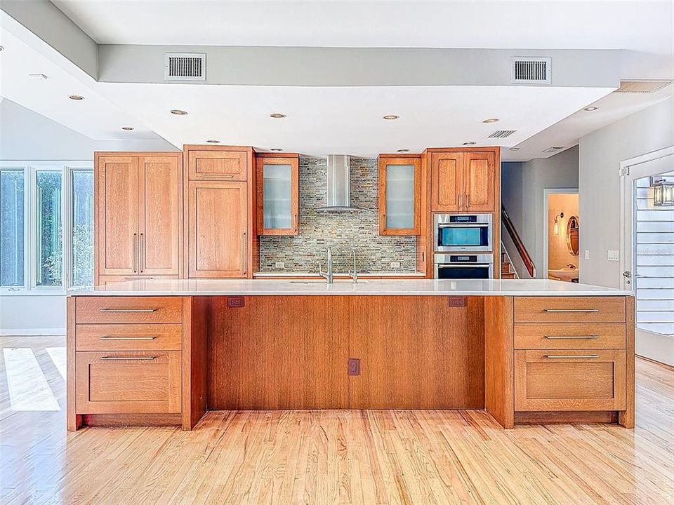 For Rent: $6,200 (4 beds, 3 baths, 3091 Square Feet)