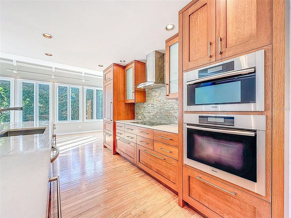 For Rent: $6,200 (4 beds, 3 baths, 3091 Square Feet)