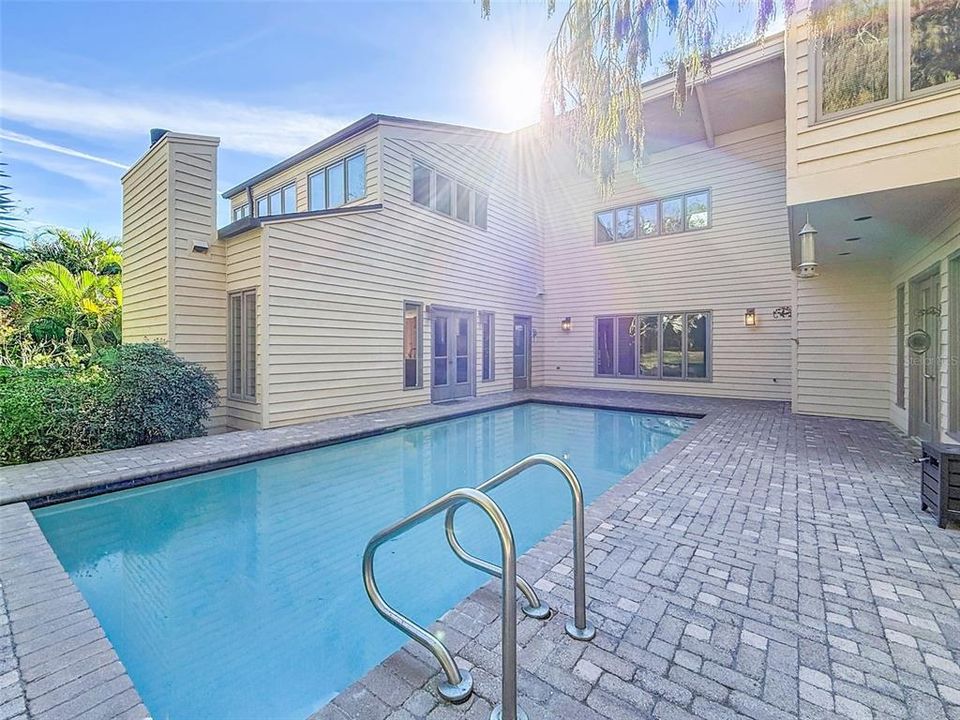 For Rent: $6,200 (4 beds, 3 baths, 3091 Square Feet)