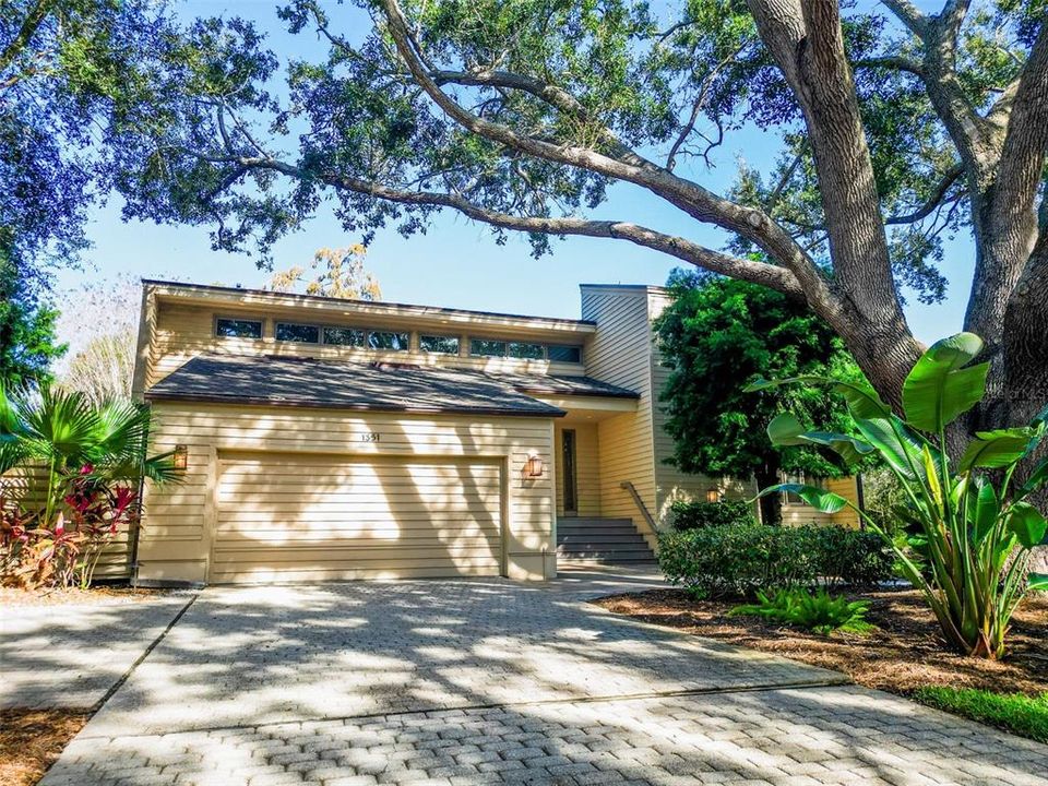 For Rent: $6,200 (4 beds, 3 baths, 3091 Square Feet)