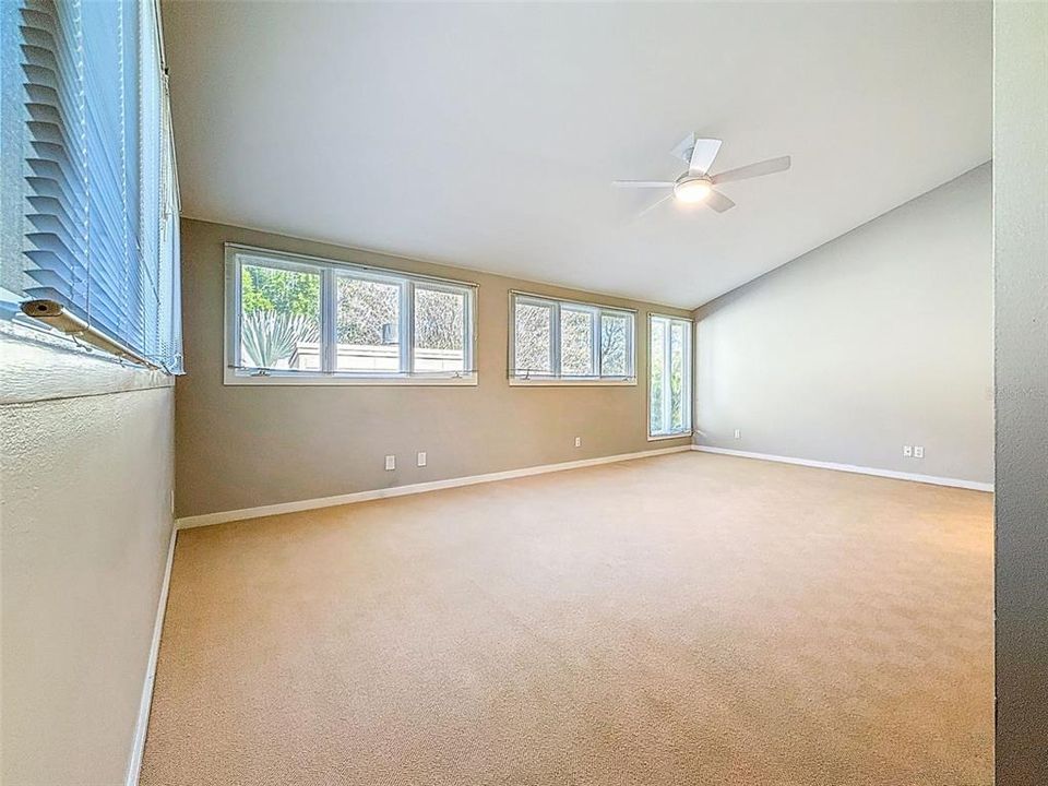 For Rent: $6,200 (4 beds, 3 baths, 3091 Square Feet)