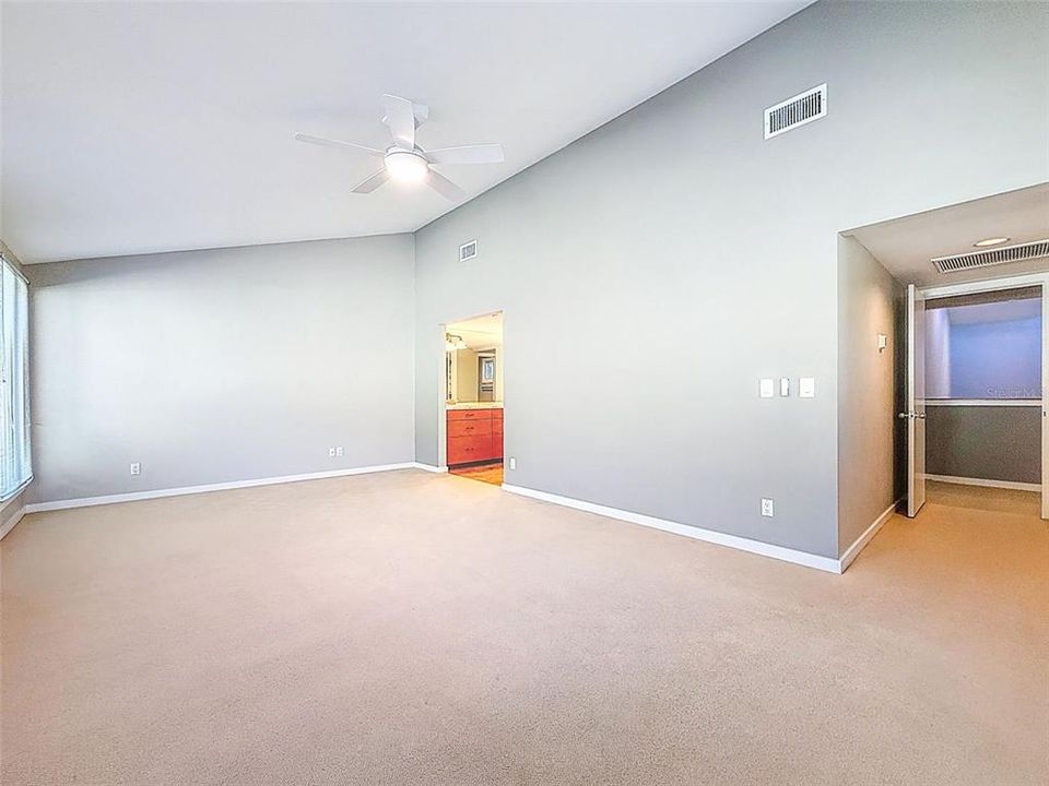 For Rent: $6,200 (4 beds, 3 baths, 3091 Square Feet)