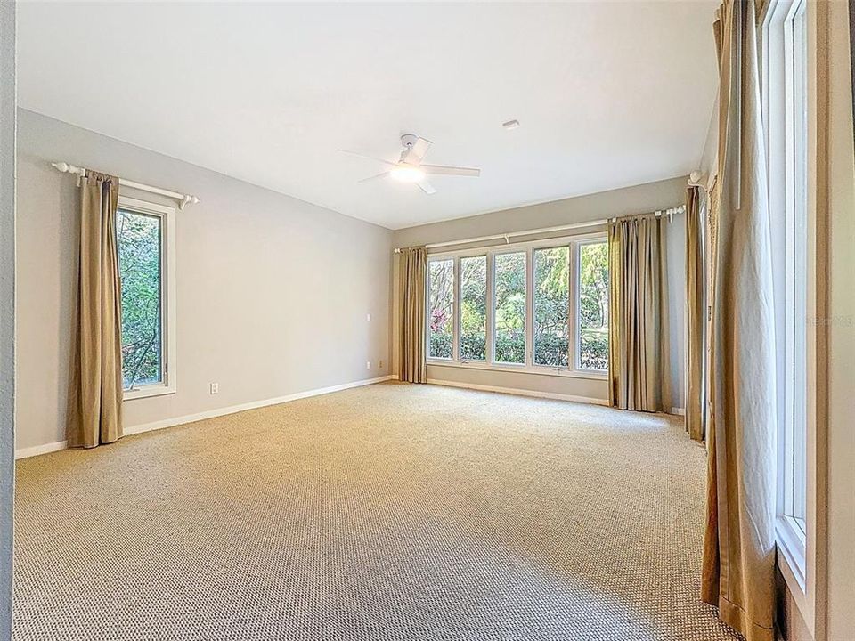 For Rent: $6,200 (4 beds, 3 baths, 3091 Square Feet)