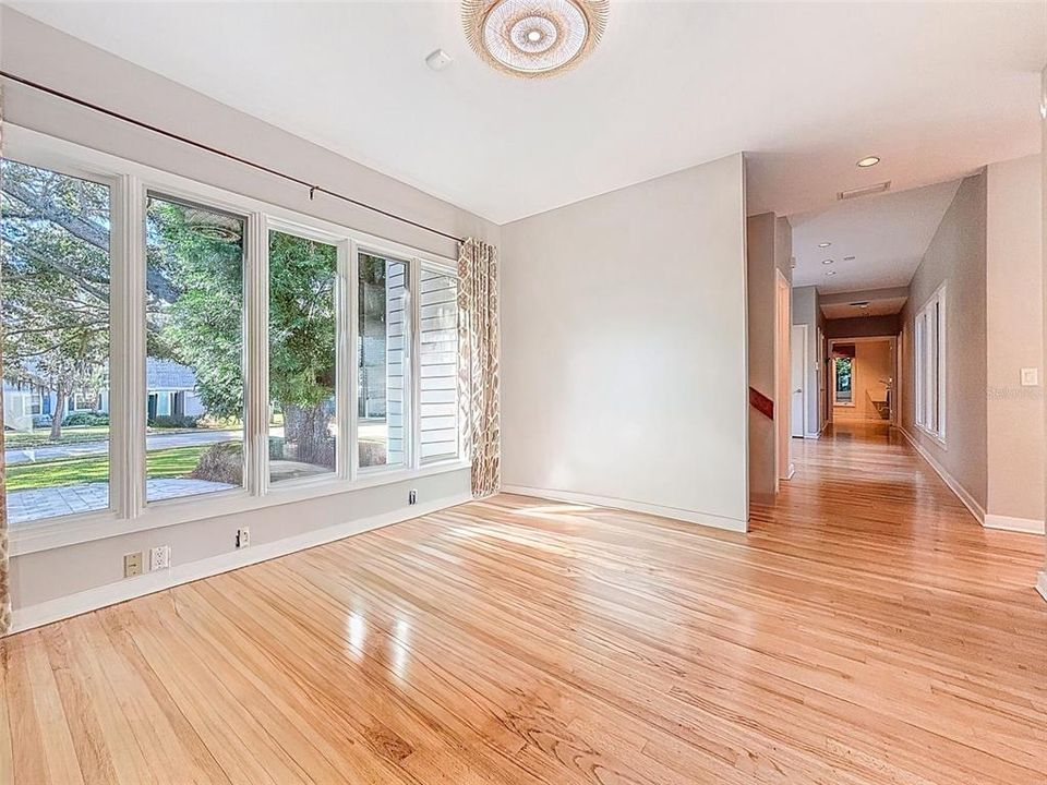 For Rent: $6,200 (4 beds, 3 baths, 3091 Square Feet)