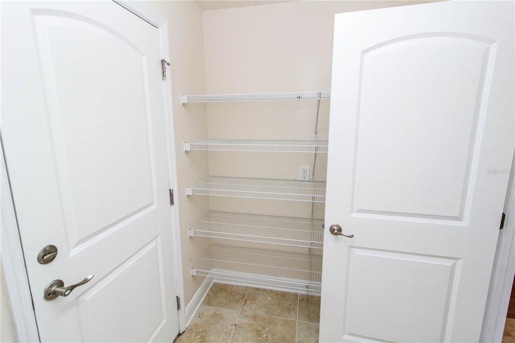 待售: $340,000 (3 贝兹, 2 浴室, 1951 平方英尺)