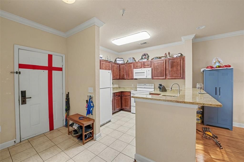 For Sale: $175,000 (2 beds, 2 baths, 1134 Square Feet)