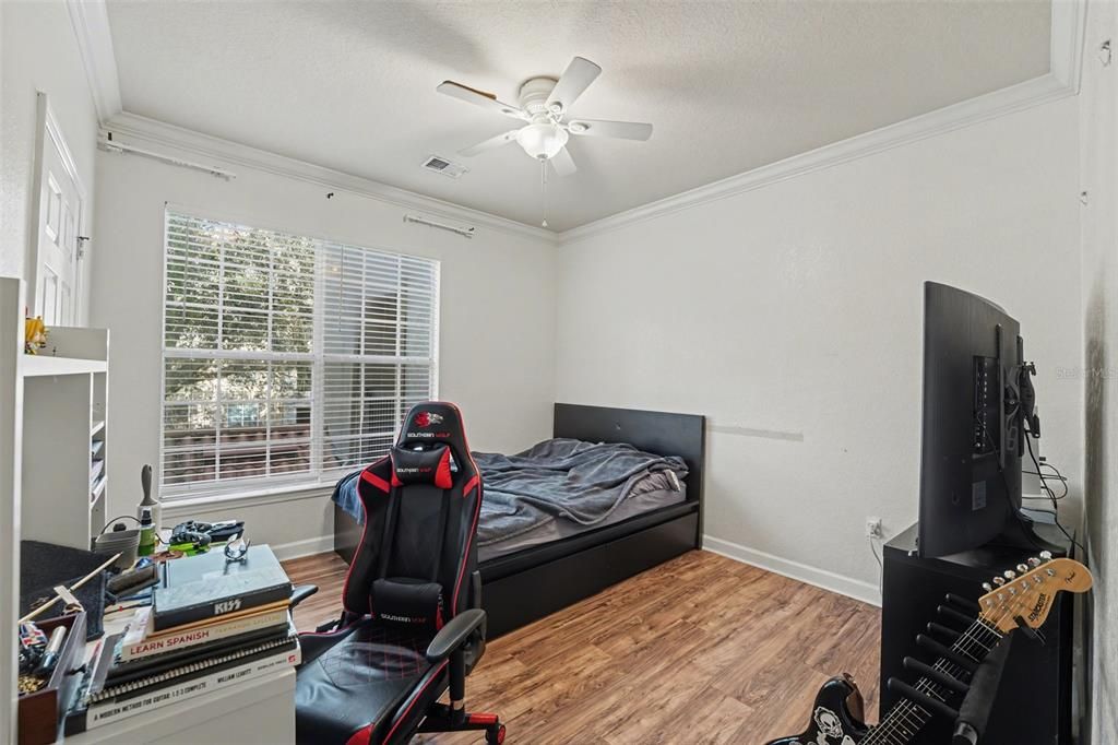 For Sale: $175,000 (2 beds, 2 baths, 1134 Square Feet)