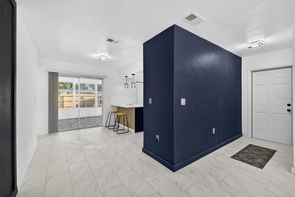 На продажу: $359,900 (3 спален, 2 ванн, 1092 Квадратных фут)