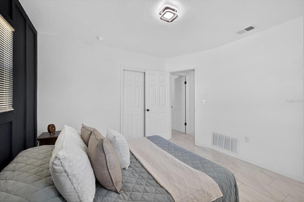 На продажу: $359,900 (3 спален, 2 ванн, 1092 Квадратных фут)