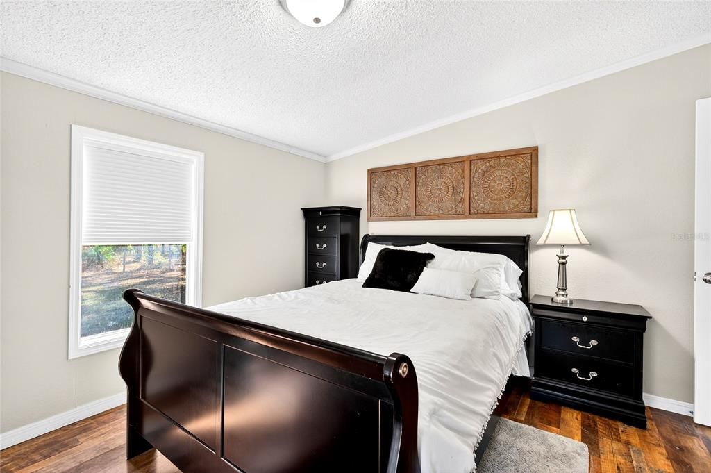 For Sale: $350,000 (3 beds, 2 baths, 1620 Square Feet)