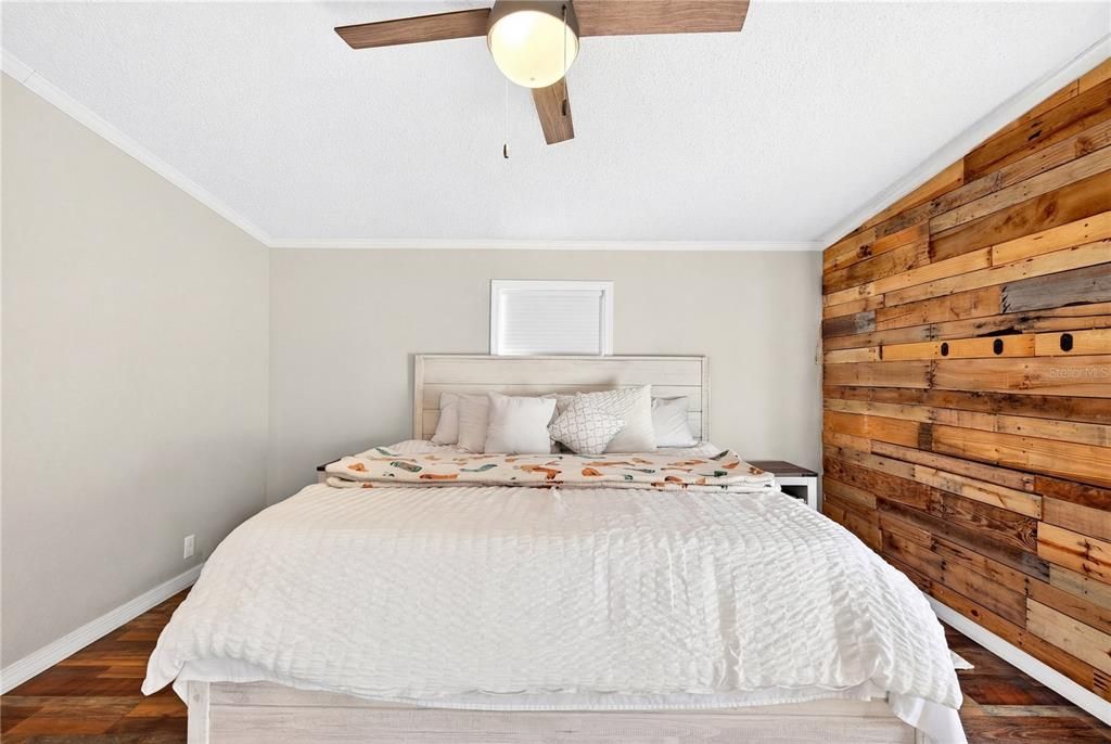 For Sale: $350,000 (3 beds, 2 baths, 1620 Square Feet)