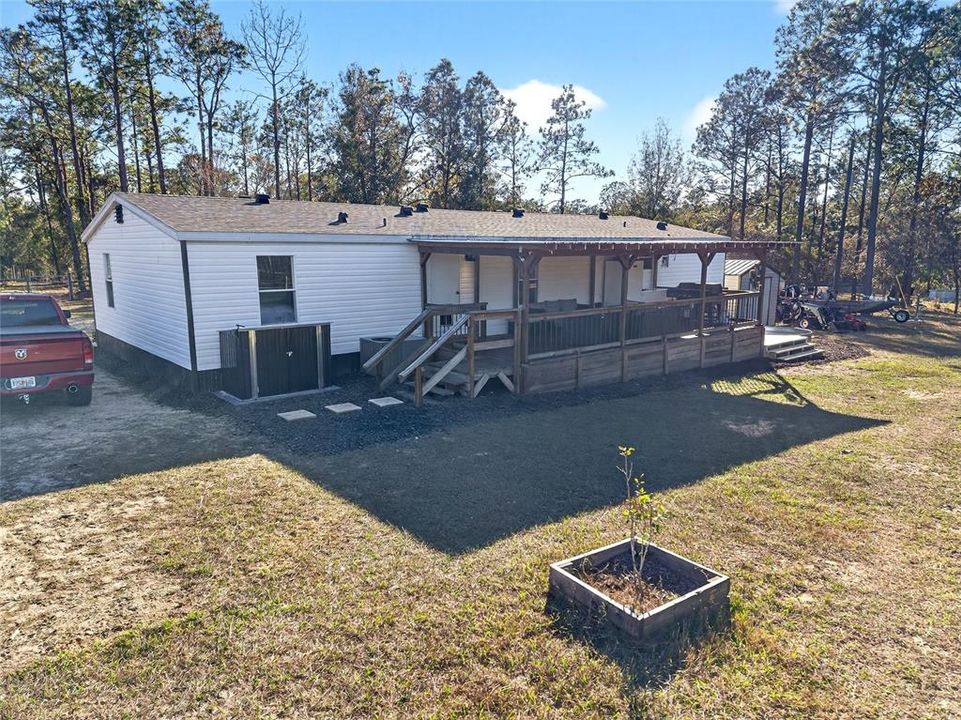 For Sale: $350,000 (3 beds, 2 baths, 1620 Square Feet)