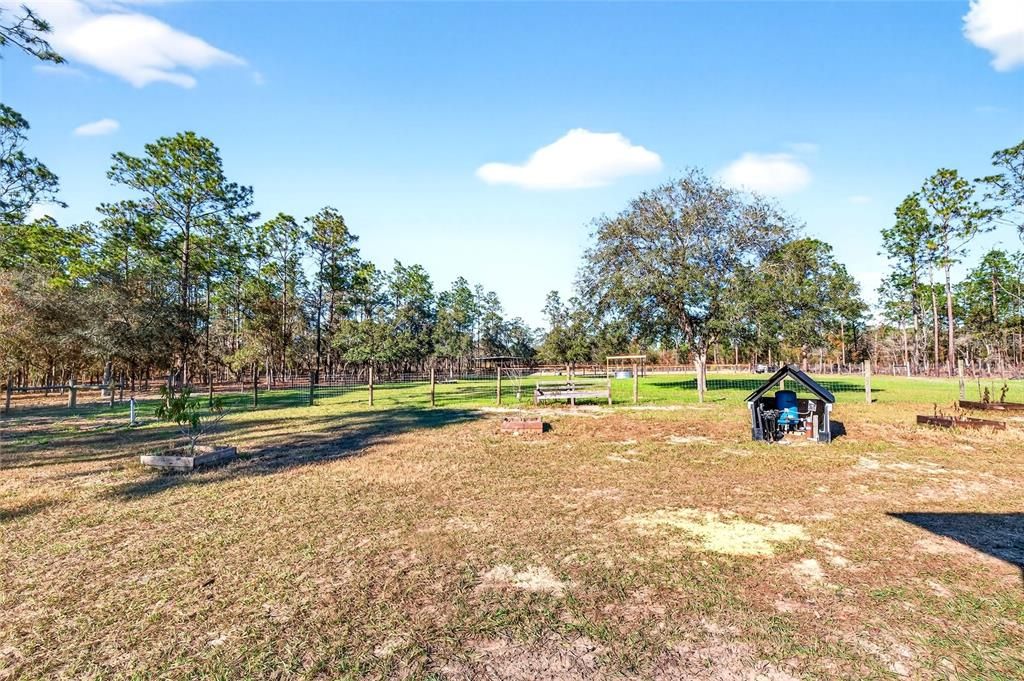 For Sale: $350,000 (3 beds, 2 baths, 1620 Square Feet)