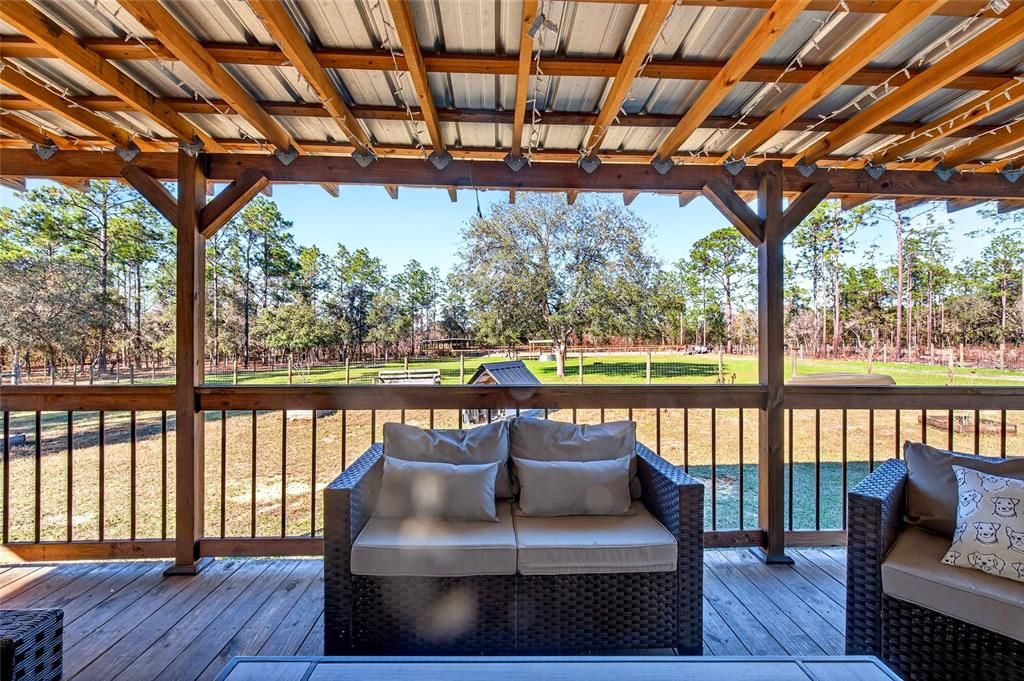 For Sale: $350,000 (3 beds, 2 baths, 1620 Square Feet)