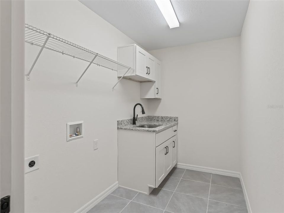 Activo con contrato: $259,000 (3 camas, 2 baños, 1412 Pies cuadrados)