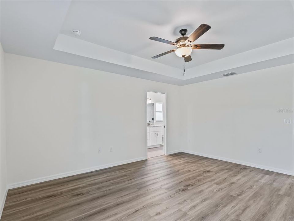 Activo con contrato: $259,000 (3 camas, 2 baños, 1412 Pies cuadrados)