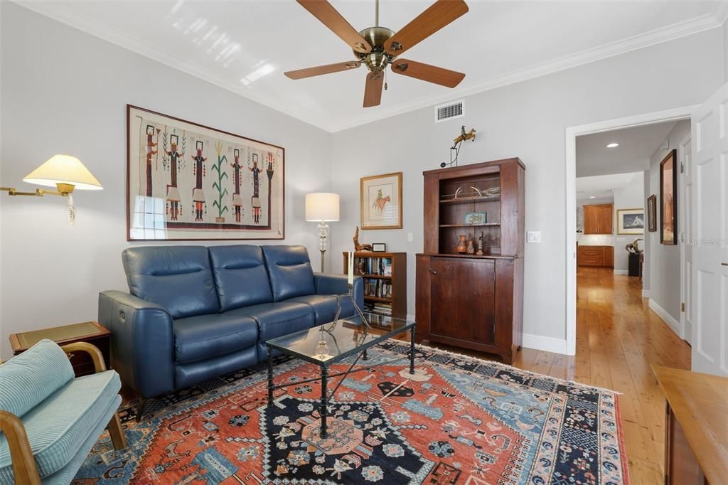 На продажу: $1,895,000 (4 спален, 2 ванн, 3016 Квадратных фут)