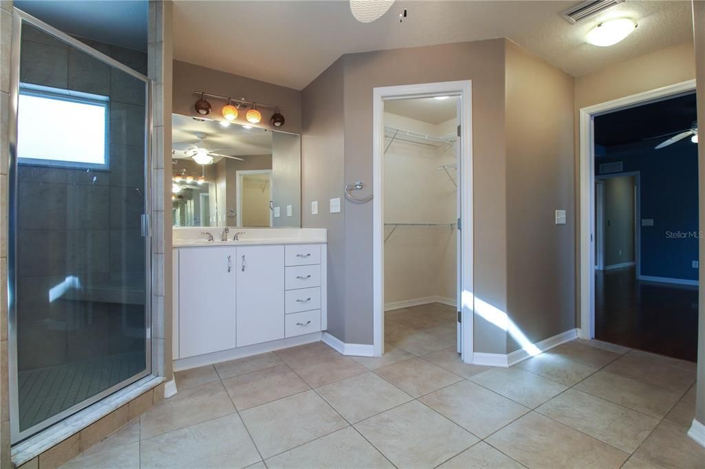 В аренду: $3,495 (4 спален, 3 ванн, 2806 Квадратных фут)