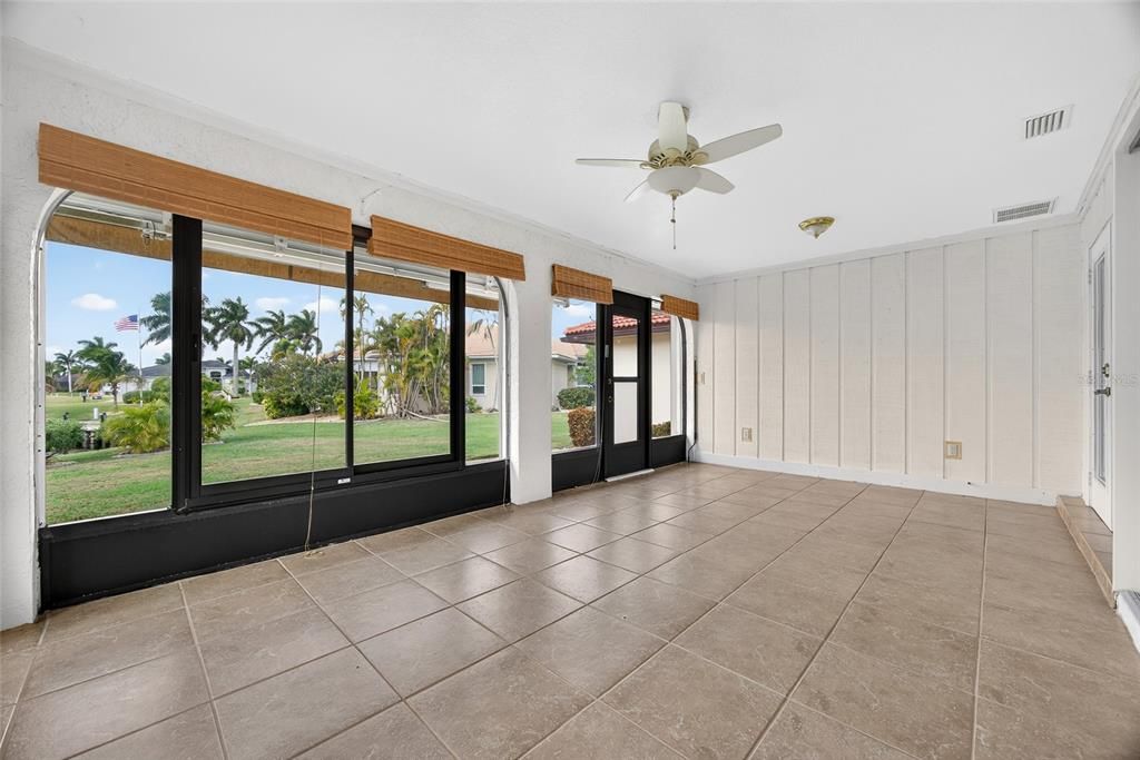 For Sale: $399,900 (3 beds, 2 baths, 2200 Square Feet)