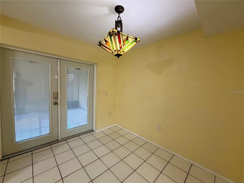 For Rent: $1,745 (2 beds, 1 baths, 1178 Square Feet)